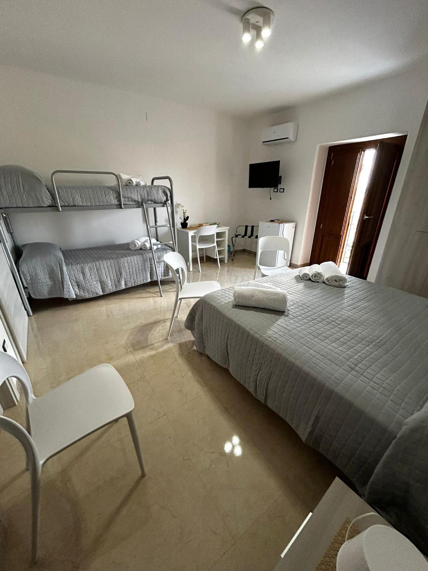 La Spiga Hotel Gangi Exterior foto